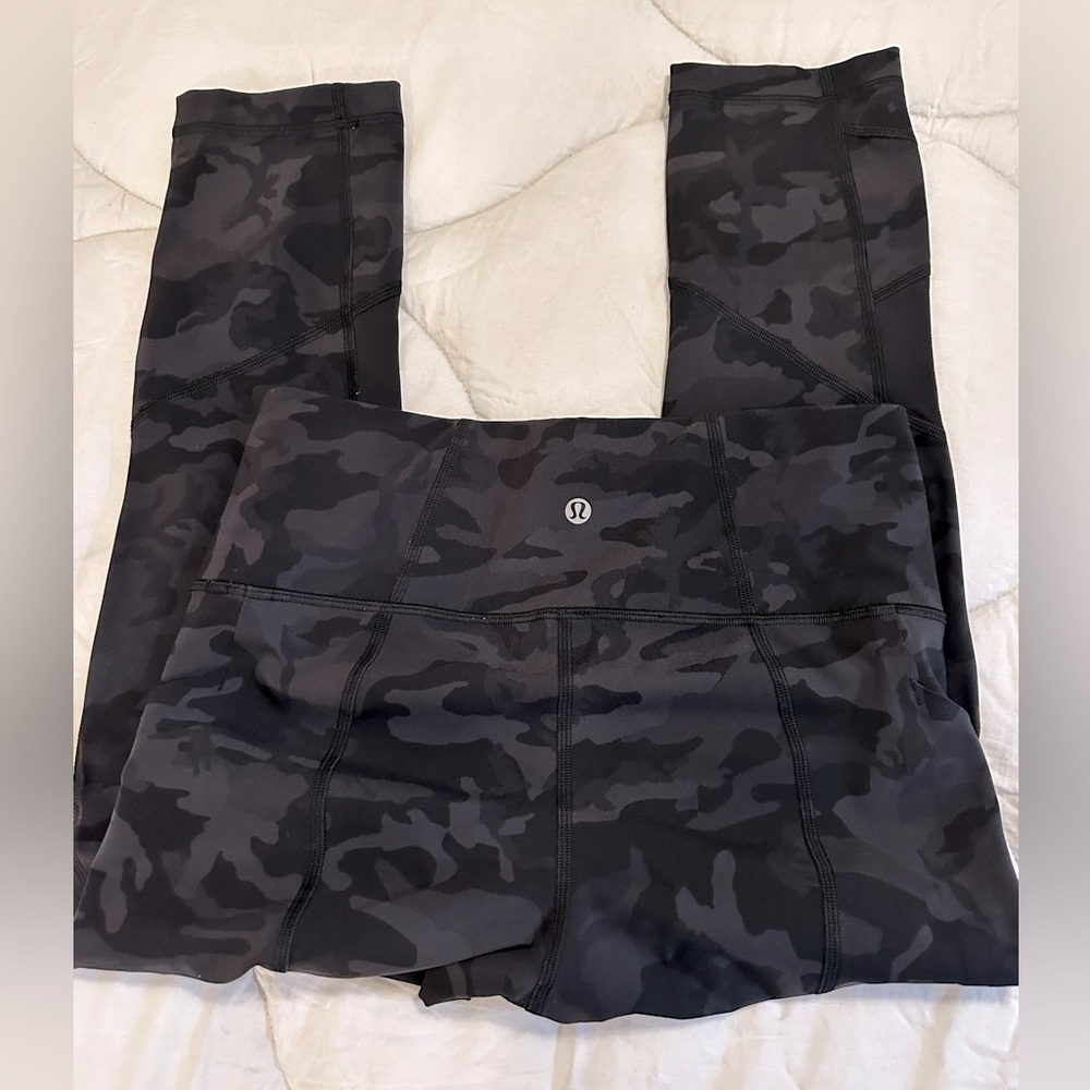 Pace rival high rise crop 22”, size 6